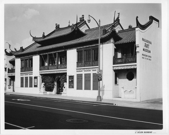 Exterior of the Pasadena Art Museum, located at 46 N. Los Robles Avenue, ca. 1960s. Courtesy of the Archives, Pasadena Museum of History.
