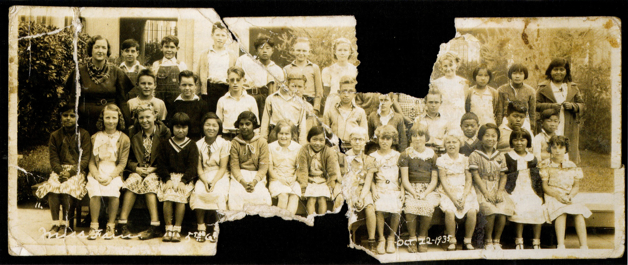 Ruth (front row, center) in Ms. Fain's class, 1935