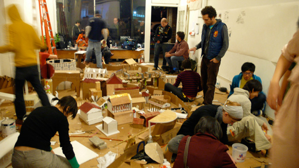 Liz Glynn, <em>The 24 Hour Roman Reconstruction Project, or, Building Rome in a Day</em>, 2008. Participatory performance at Machine Project. Courtesy the artist.